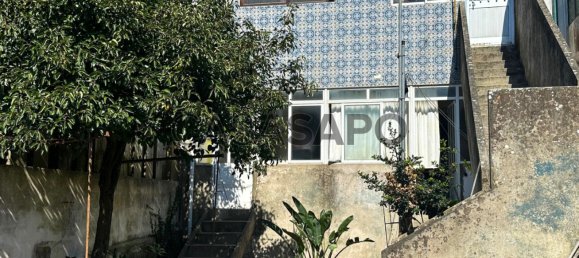 5 bedrooms Townhouse in Azurara, Portugal No. 232392 2