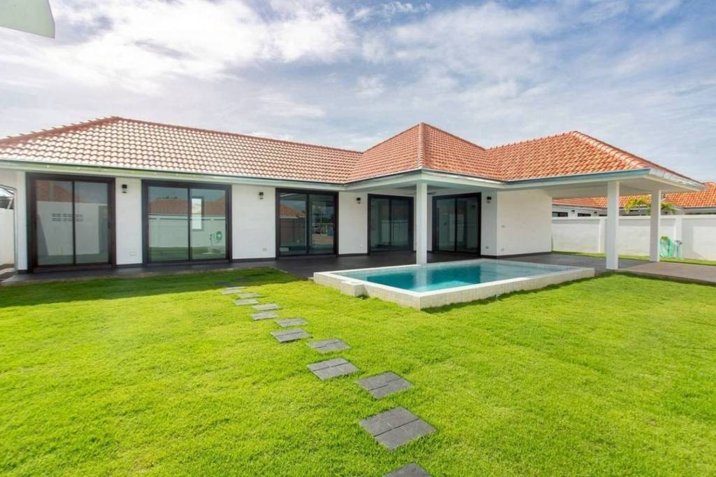 3 Schlafzimmer Villa in Hua Hin, Thailand, Nr. 62976