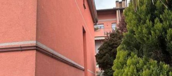 7 rooms Apartment in Saronno, Italy No. 299478 3
