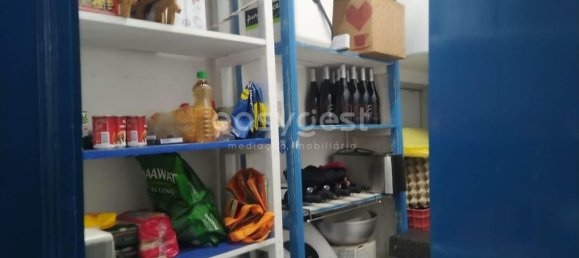 200m² Commercial property in Montijo, Portugal No. 68156 9