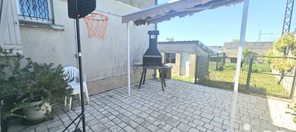 3 Schlafzimmer Haus in Saint-Denis-sur-Loire, France, Nr. 53948 5