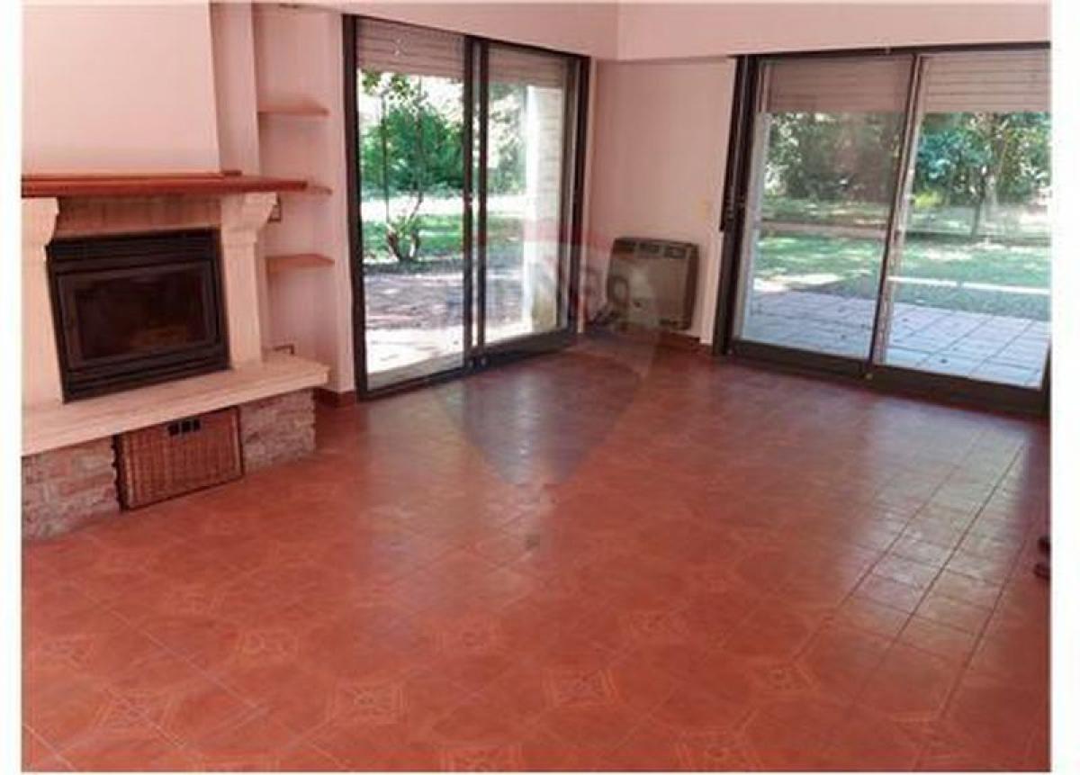 3 Schlafzimmer Haus in Pilar, Argentina, Nr. 5304