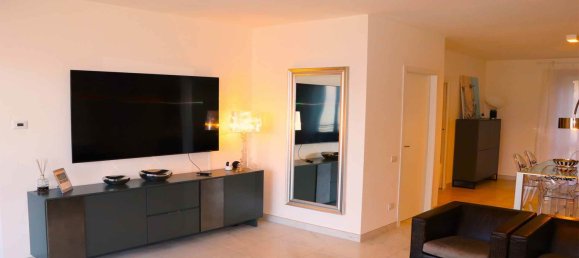 Apartamento de 2 dormitorios en Stresa, Italy No. 161349 22