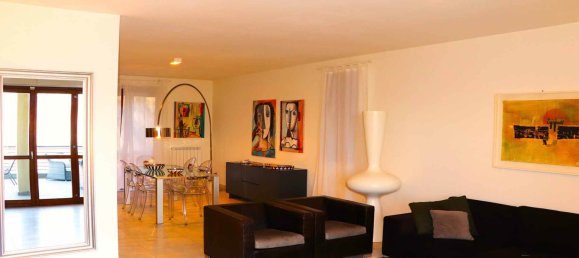 Apartamento de 2 dormitorios en Stresa, Italy No. 161349 23