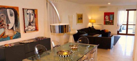 Apartamento de 2 dormitorios en Stresa, Italy No. 161349 17