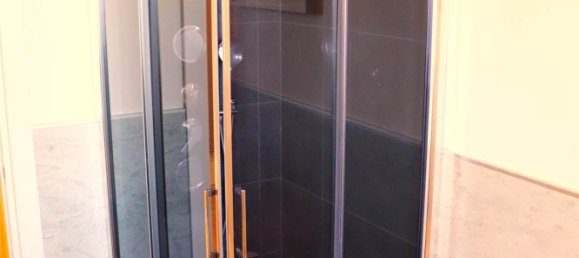 Apartamento de 2 dormitorios en Stresa, Italy No. 161349 31