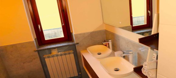 Apartamento de 2 dormitorios en Stresa, Italy No. 161349 30