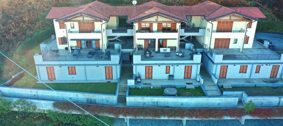 Apartamento de 2 dormitorios en Stresa, Italy No. 161349 37