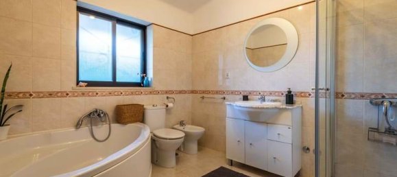 4 bedrooms Villa in Alvor, Portugal No. 117039 12