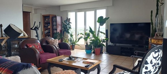 3 Schlafzimmer Wohnung in Chateaudun, France, Nr. 57270 3