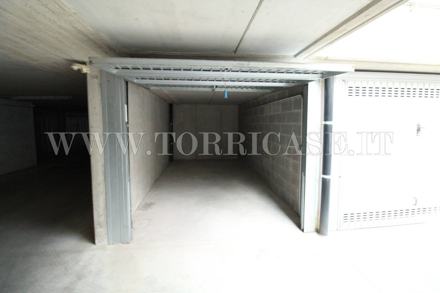 Garaje en Treviglio, Italy 15 m² No. 392171