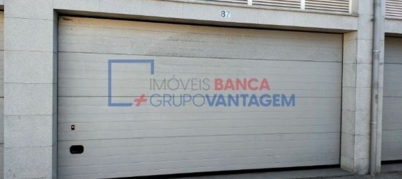 3 Schlafzimmer Wohnung in Porto, Portugal, Nr. 210825 2