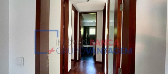 3 Schlafzimmer Wohnung in Porto, Portugal, Nr. 210825 16