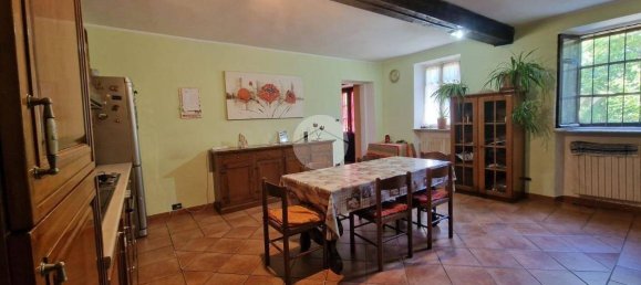 3 bedrooms House in Villafranca d'Asti, Italy No. 270117 9