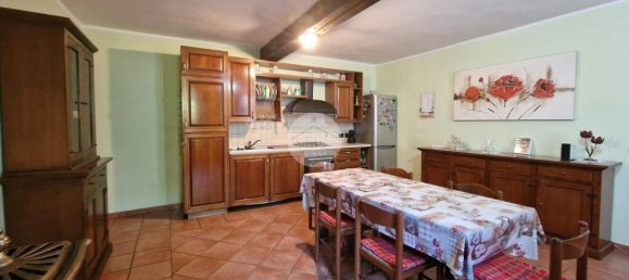 3 bedrooms House in Villafranca d'Asti, Italy No. 270117 10