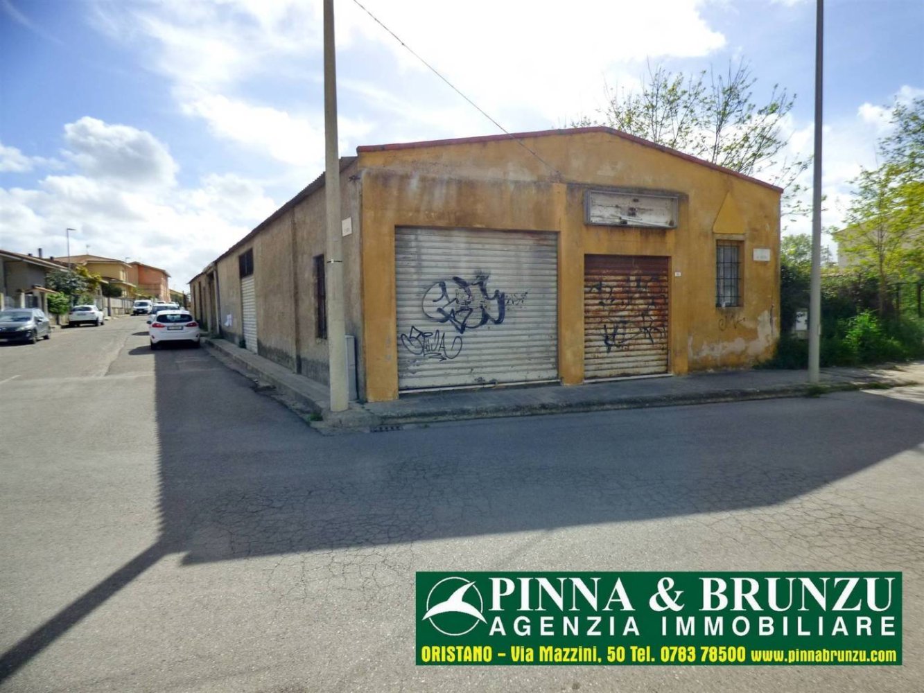 3غرفة عقار تجاري في Riola Sardo, Italy رقم 212691