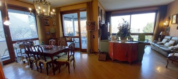 9 rooms Apartment in Turin, Italy No. 38608 25