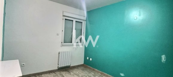 6 bedrooms House in Chalette-sur-Loing, France No. 225958 16