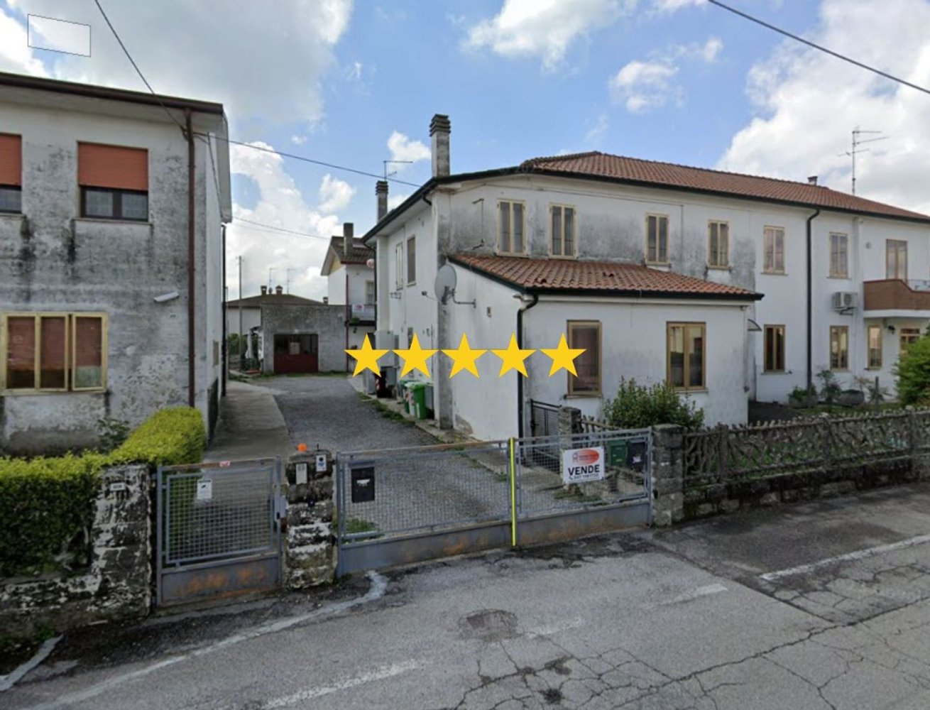 4-salle Appartement à Stienta, Italy No. 54453