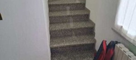 4-salle Appartement à Stienta, Italy No. 54453 9