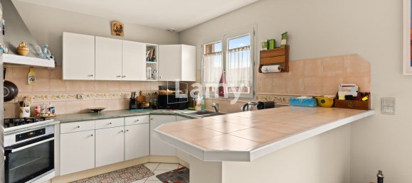 3 chambres Maison à Miribel, France No. 238789 3