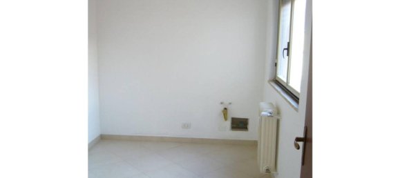 3-salle Appartement à Casamassima, Italy No. 142198 5