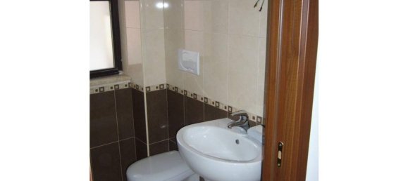 3-salle Appartement à Casamassima, Italy No. 142198 16