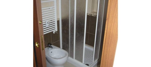 3-salle Appartement à Casamassima, Italy No. 142198 15