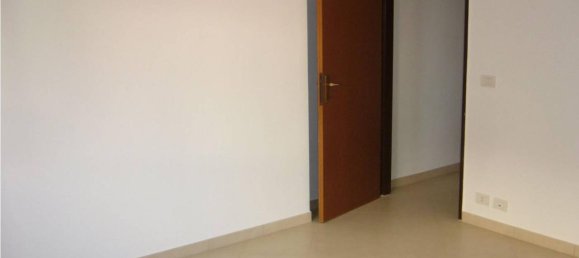 3-salle Appartement à Casamassima, Italy No. 142198 13