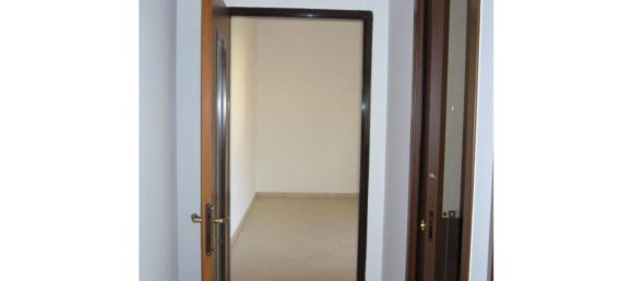 3-salle Appartement à Casamassima, Italy No. 142198 14