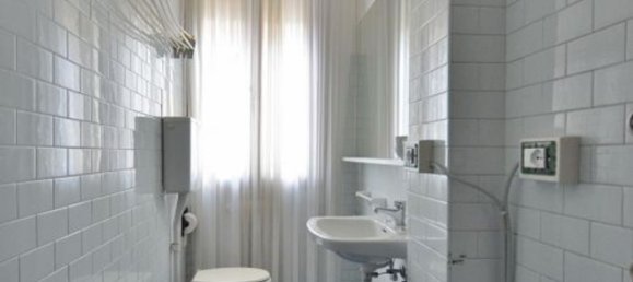 4 rooms Apartment in Bassano del Grappa, Italy No. 178170 7