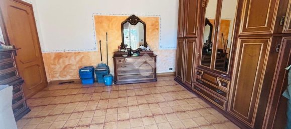 3 bedrooms Apartment in Aprilia, Italy No. 372142 10