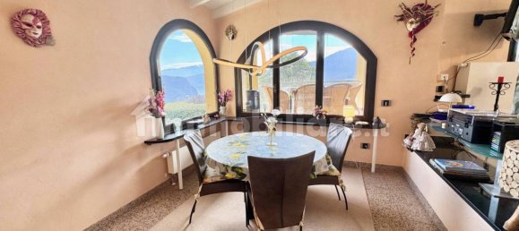 4 غرف نوم فيلا في Cadegliano-Viconago, Italy رقم 314118 5