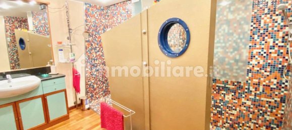 4 غرف نوم فيلا في Cadegliano-Viconago, Italy رقم 314118 12