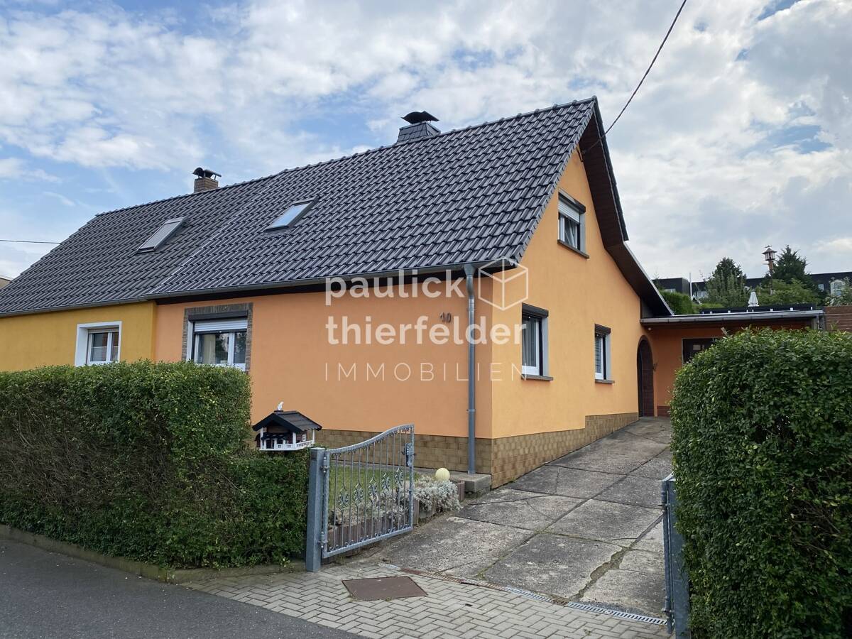 Таунхаус с 4 комнатами в Лейпциг, Германия № 371378