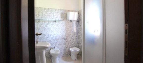 2 bedrooms Apartment in Monteroni d'Arbia, Italy No. 47027 5