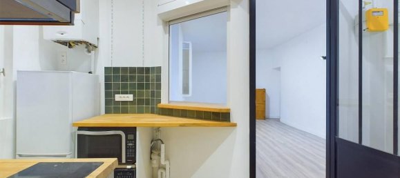 Studio in Paris, France No. 176931 27