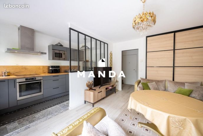 2 Schlafzimmer Doppelhaus in Cergy, France, Nr. 300643