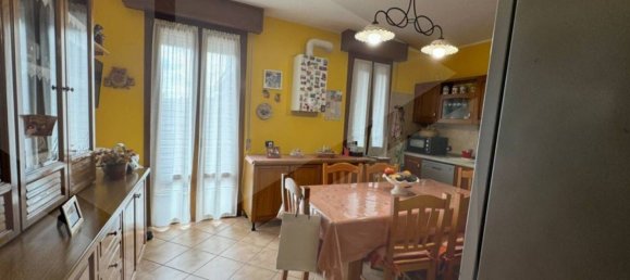 Apartamento de 4 habitaciónes en Vignola, Italy No. 28667 5