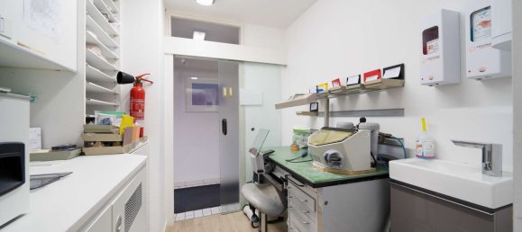 169m² Office in Stuttgart, Germany No. 96699 12