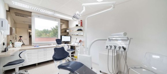 169m² Office in Stuttgart, Germany No. 96699 2