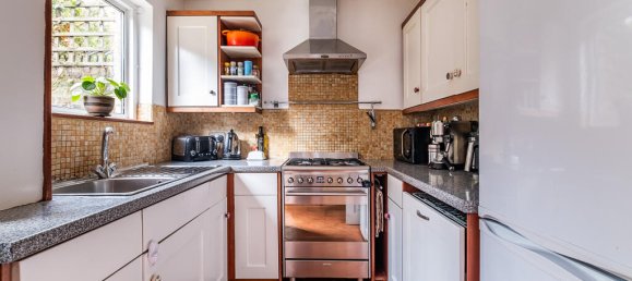 3 bedrooms Commercial property in London, United Kingdom No. 14060 5