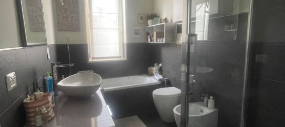 4 bedrooms Villa in Gazzola, Italy No. 380684 26