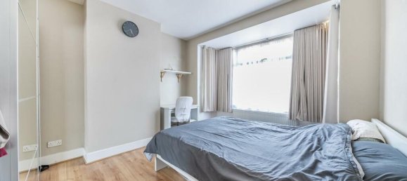 4 bedrooms House in Beckenham, United Kingdom No. 14383 21