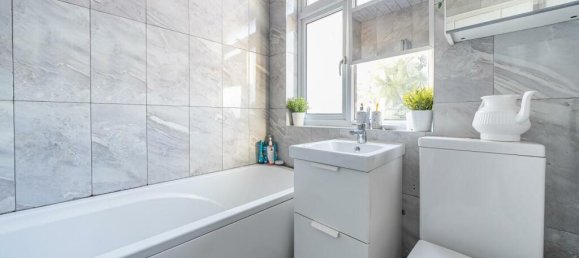 4 bedrooms House in Beckenham, United Kingdom No. 14383 19