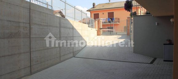 3 bedrooms Villa in Cherasco, Italy No. 350758 8