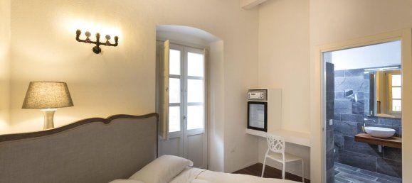 300m² Building in Cagliari, Italy No. 290062 28