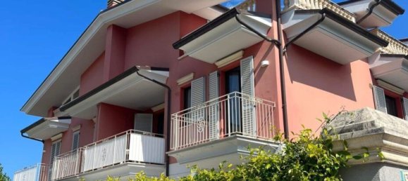 4 bedrooms Apartment in Altidona, Italy No. 372959 14