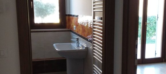 4 bedrooms Apartment in Altidona, Italy No. 372959 12