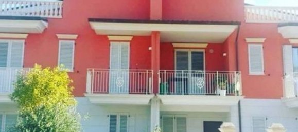 4 bedrooms Apartment in Altidona, Italy No. 372959 2